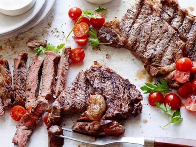 carne con pomodori per potenza